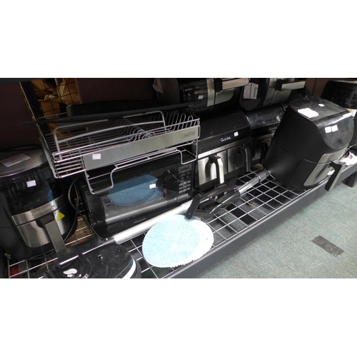 3457 - Scrap items to include: Gourmia Air Fryers, Air Craft Powerglides, Panasonic Microwave, Sabatier Dis... 