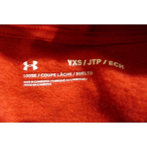 3230 - Small quantity of Kid's Under Armour loungewear - mixed size   *This lot is subject to VAT