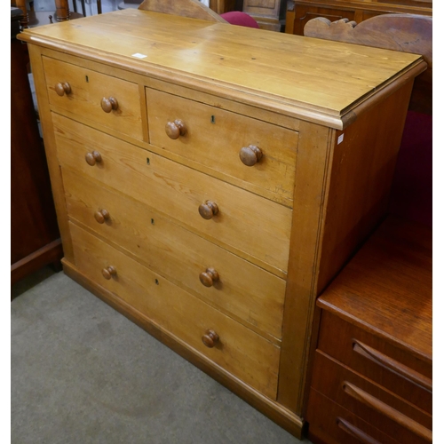 190 - A Victorian pine chest of drawers