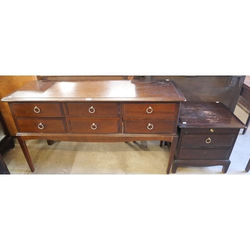 295 - A Stag Minstrel mahogany dressing table and bedside table