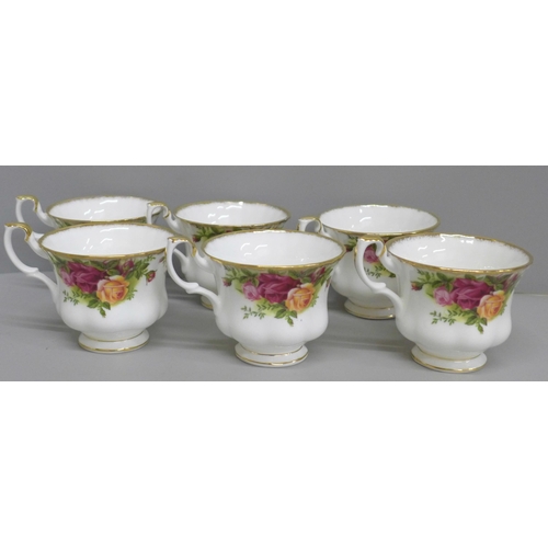 1299 - A set of six Royal Albert Old Country Roses tea cups