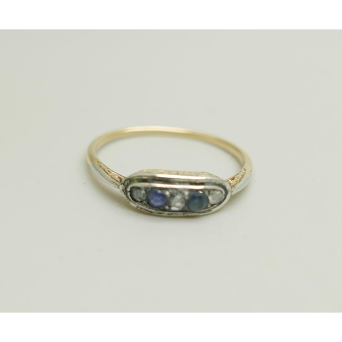 An 18ct gold Art Deco sapphire and diamond ring, 2.3g, R