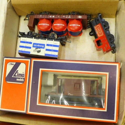 706 - A collection of model rail accessories; transformer, platform, station, train tracks, Lima Amoco She... 