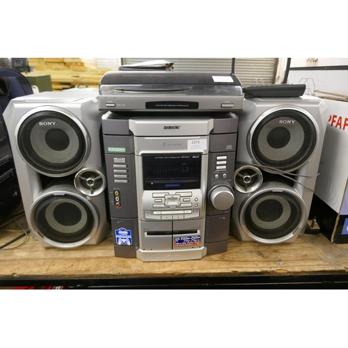 2373 - A Sony Hi-fi system, Disc exchange mini hi-fi component system MHC-RG33 and PS-J20 turn table with a... 