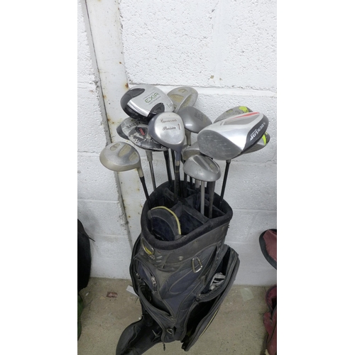 2247 - 3 Bags of golf clubs including Confidence HQ7, Evolution II, Pro Impact, Taylor Made R7 Quad, Donnay... 