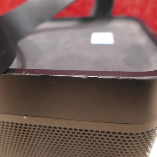 3091 - Bang & Olufsen Beolit 15 Wireless Speaker - Dented/no cable (Bo1287626) original RRP £239.99 + VAT (... 