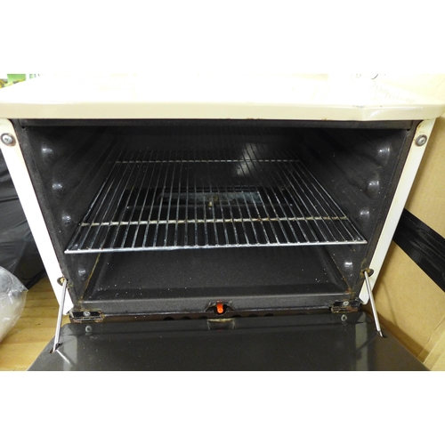 2310 - A Flavel Vanessa gas powered oven