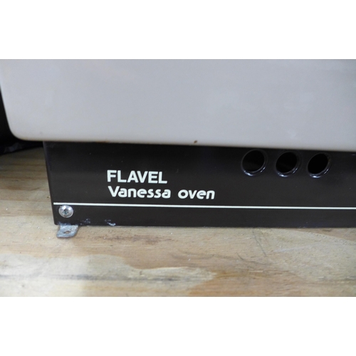 2310 - A Flavel Vanessa gas powered oven