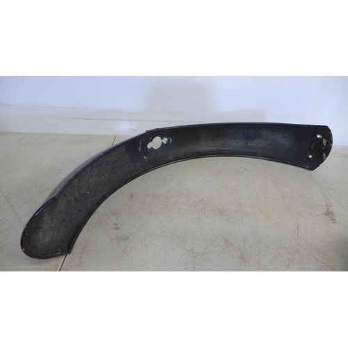 2326 - A set of vintage motorcycle fenders - possible Norton