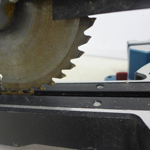 2010 - An Erbauer EM152165 240v tilting sliding compound mitre saw