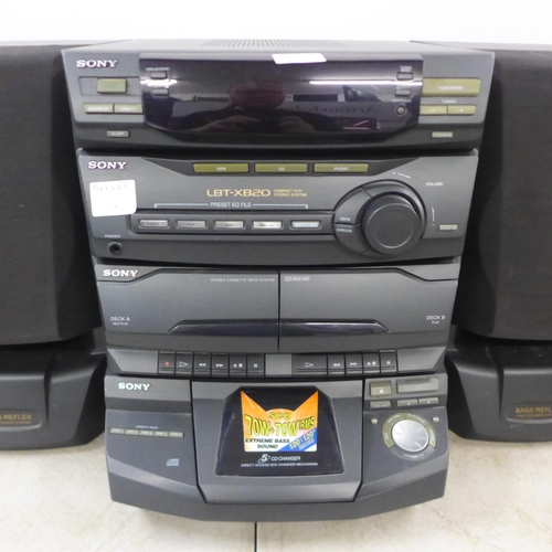 2112 - A Sony LBT-XB20 hi-fi system with matching speakers