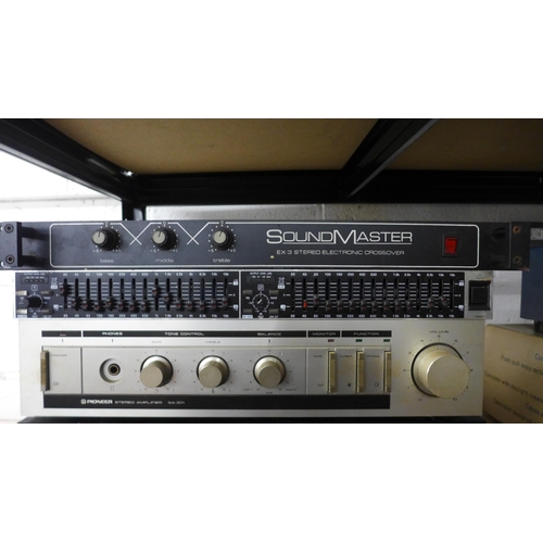 2138 - A quantity of stereo equipment including a Soundmaster EX3 stereo electronic crossover unit, an Ultr... 