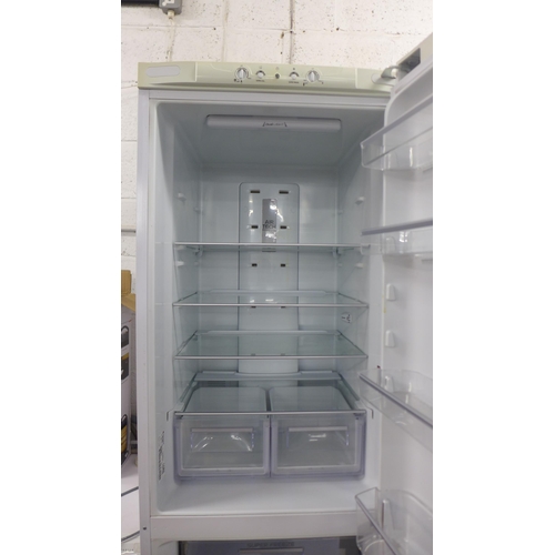 2148 - A Hotpoint Airtech Evolution 50/50 free standing fridge freezer