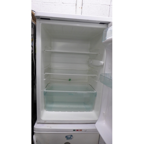 2155 - A Zanussi under counter fridge and an under counter freezer