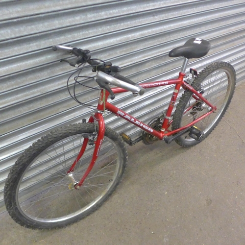 2174 - A gent's Raleigh Energiser steel framed bike