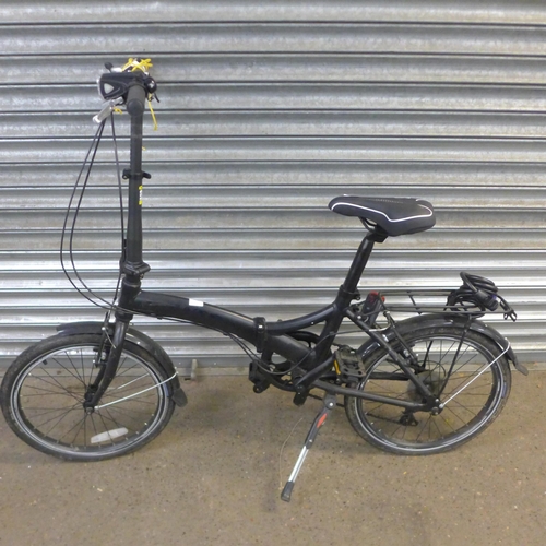 2184 - A Dawes folding bike with 6 speed Shimano gear set, Schwalbe Marathon tyres and a pannier rack