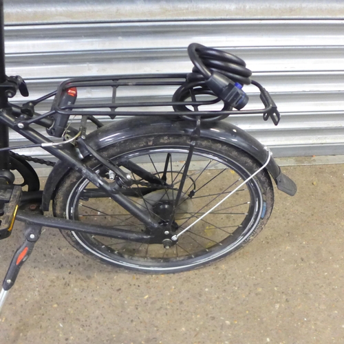 2184 - A Dawes folding bike with 6 speed Shimano gear set, Schwalbe Marathon tyres and a pannier rack