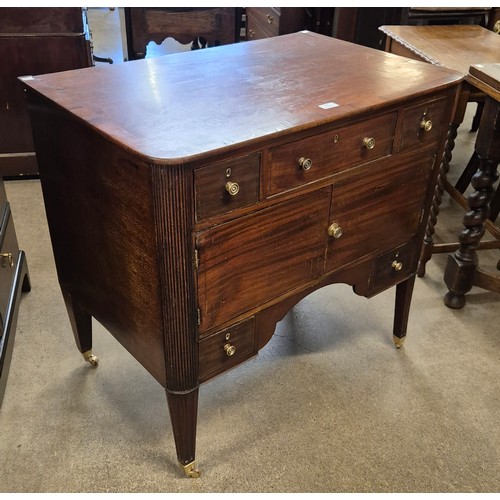 173 - A George IV mahogany washstand