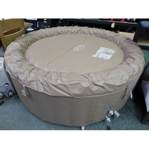 3387 - Lay-Z-Spa Inflatable Hot Tub With Cover , original RRP £329.99 + VAT (321-304) *This lot is subject ... 