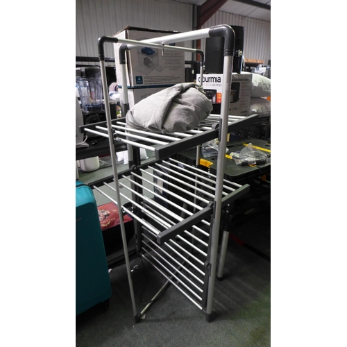 3394 - B&D Heated Tower Airer - Damaged, original RRP £99.99 + VAT (321-254) *This lot is subject to VAT