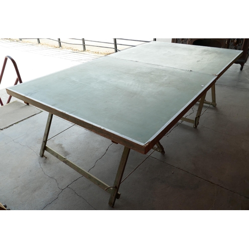 286 - A vintage table tennis table on trestle base