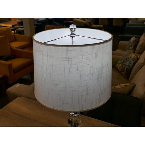 1418 - A crystal table lamp with white shade - Damaged switch