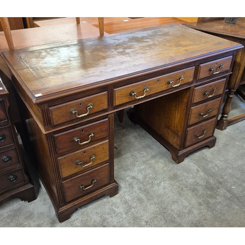 90A - A Victorian mahogany pedestal desk