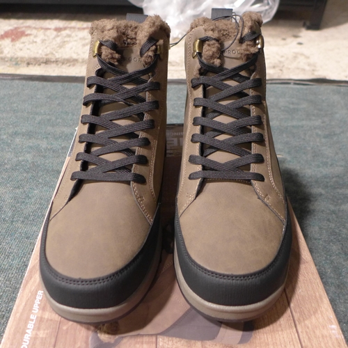 3247 - Pair of men's weatherproof brown boots, UK size 11 *This lot is subject to VAT