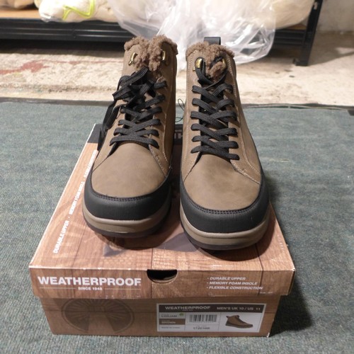 3248 - Pair of men's weatherproof brown boots, UK size 10 *This lot is subject to VAT