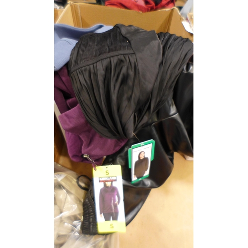 3259 - Quantity of ladies trousers, mixed sizes/styles, etc. *This lot is subject to VAT