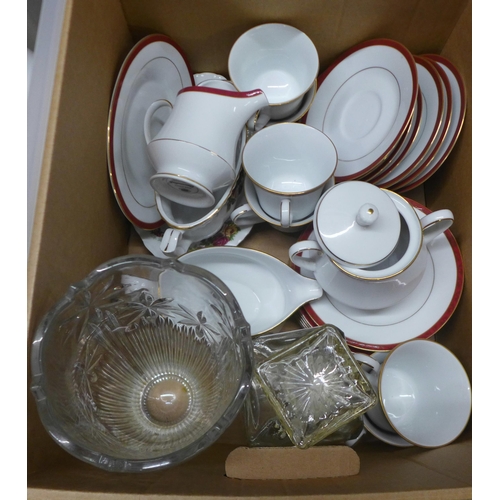 1006 - A set of Boots Cavendish dinner and tea wares, two pieces of glass and a set of Chodziez pastoral ch... 