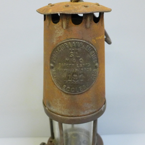 601 - An Eccles miner's lamp, type SL