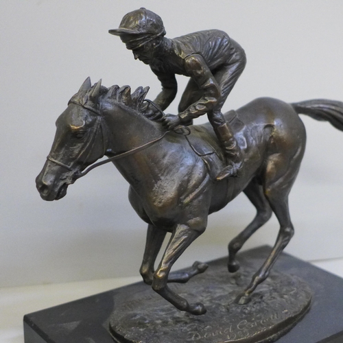 625 - A bronze model of Lester Piggott on Nijinsky, modelled by David Cornell, 1985 on a black marble plin... 