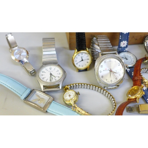 656 - A collection of wristwatches