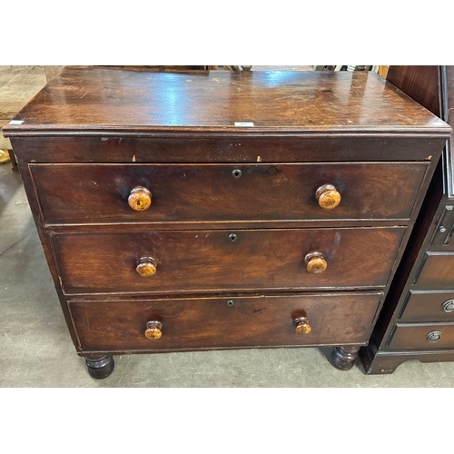 267 - A Victorian mahogany chest of drawers