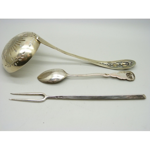 798 - A continental silver ladle and other continental silver, 88g