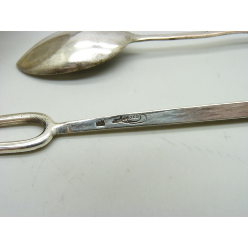 798 - A continental silver ladle and other continental silver, 88g