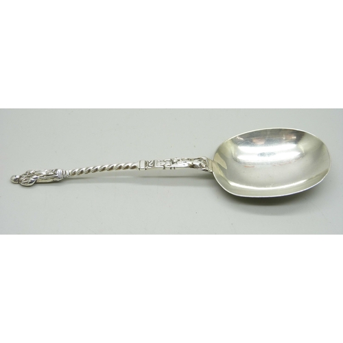 813 - A silver Apostle spoon, London 1902, 49g