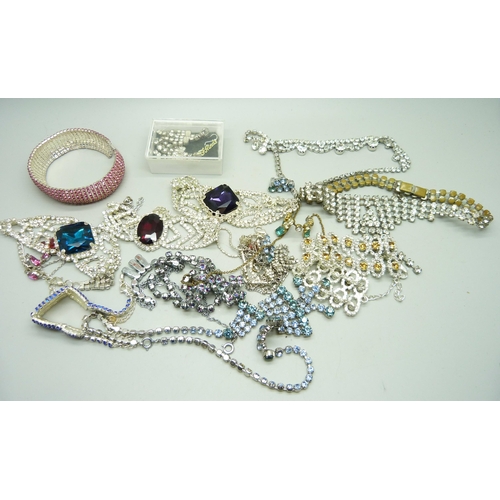 836 - A collection of paste set costume jewellery