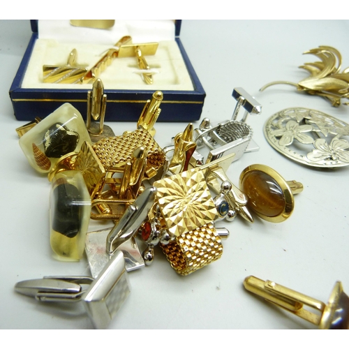 838 - Thirty brooches, eleven pairs of cufflinks and two tie clips