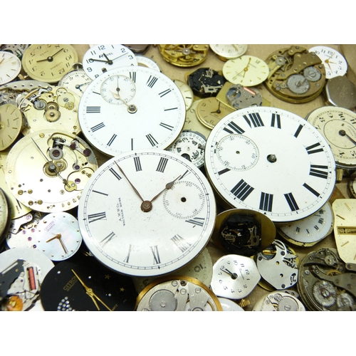 850 - Assorted pocket watch and wristwatch movements including a pocket watch movement signed Cartier, a/f... 