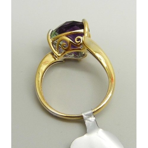 892 - A silver gilt chequerboard cut fluorite ring, S