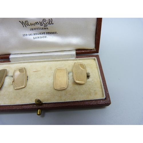 904 - A pair of 9ct gold Art Deco cufflinks in a fitted case, 4g