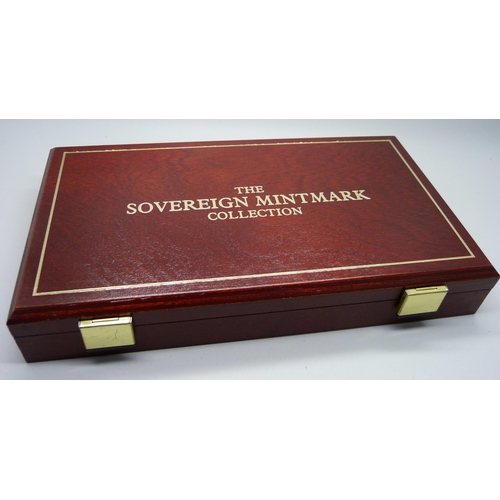 914 - The Royal Mint The Sovereign Mintmark Collection, seven George V full sovereigns, one struck in Lond... 