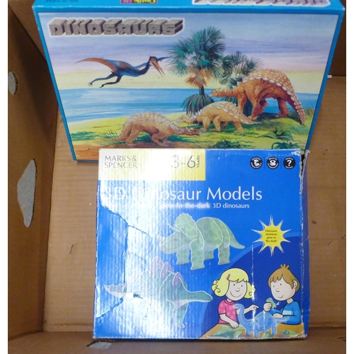 989 - A box of PC gaming magazines and two boxes of dinosaur figures **PLEASE NOTE THIS LOT IS NOT ELIGIBL... 