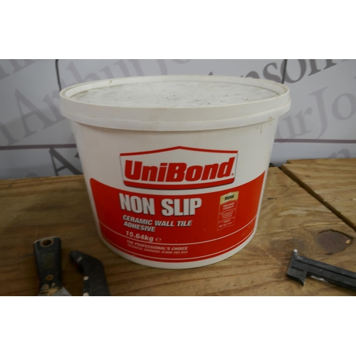 2347 - A 15kg tub of Unibond non-slip tile adhesive, a tub of tilers tools plus 33 150x150x4.5mm white cera... 