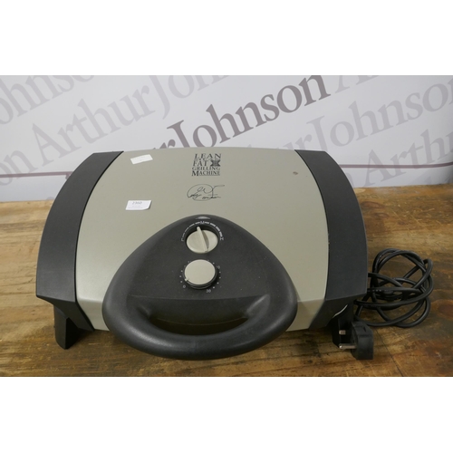 2360 - A George Foreman Lean Mean Fat Reducing Grilling Machine griddle hot plate