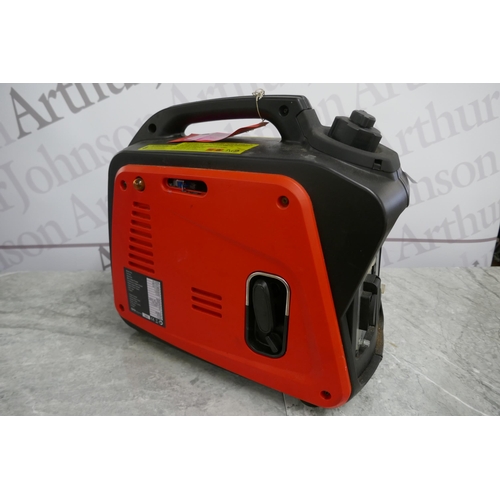 2381 - A Clarke Power inverter generator - 1100w (IG12008) (7790) * this lot is subject to VAT - sold as sc... 