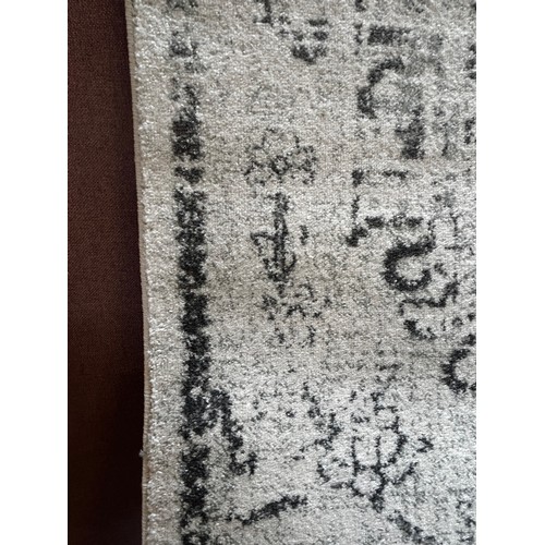 1499 - A grey ground vintage look carpet, 2m x 3m