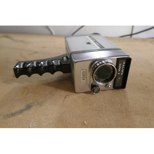 2119 - A Halina Super 8 cine camera